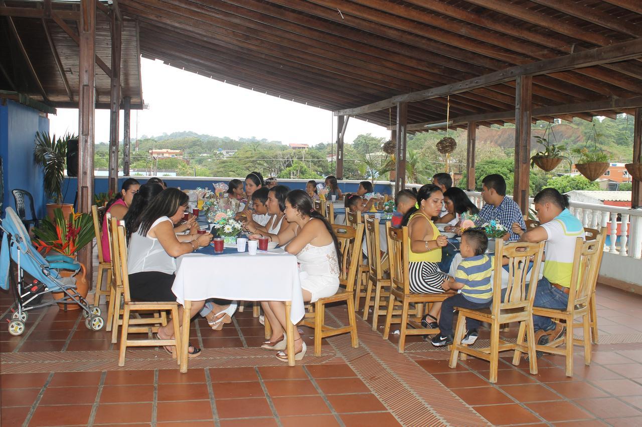 Hotel Punta De Aguila Necoclí Buitenkant foto